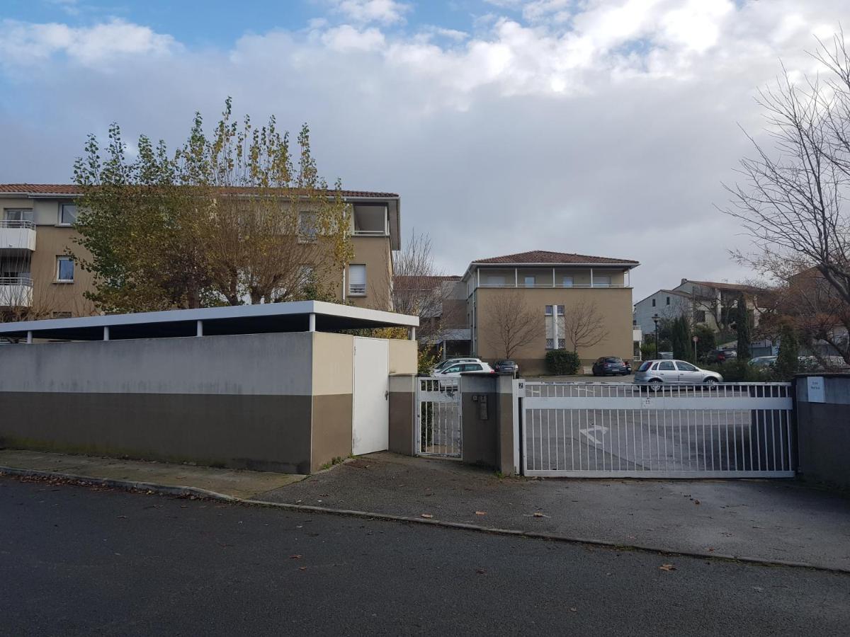 Tout Confort ! Calme, Climatisation, Piscine, Parking Gratuit, Grande Terrasse, Netflix, Wifi Carcassonne Exterior foto